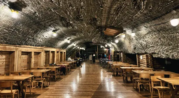Gdzie zjeść w Bochni? Odkryj najlepsze restauracje i smaki
