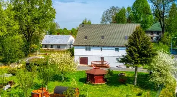 Jak znaleźć tanie noclegi w Polsce i zaoszczędzić na podróży