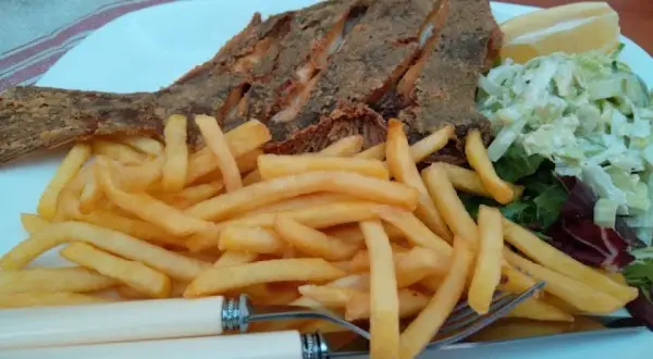 Gdzie zjeść w Dziwnowie? Najlepsze restauracje, które musisz poznać