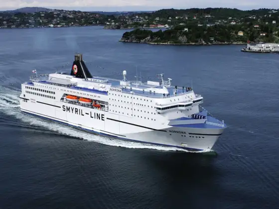 Prom na Wyspy Owcze: Twój przewodnik po rejsie M/S Norröna